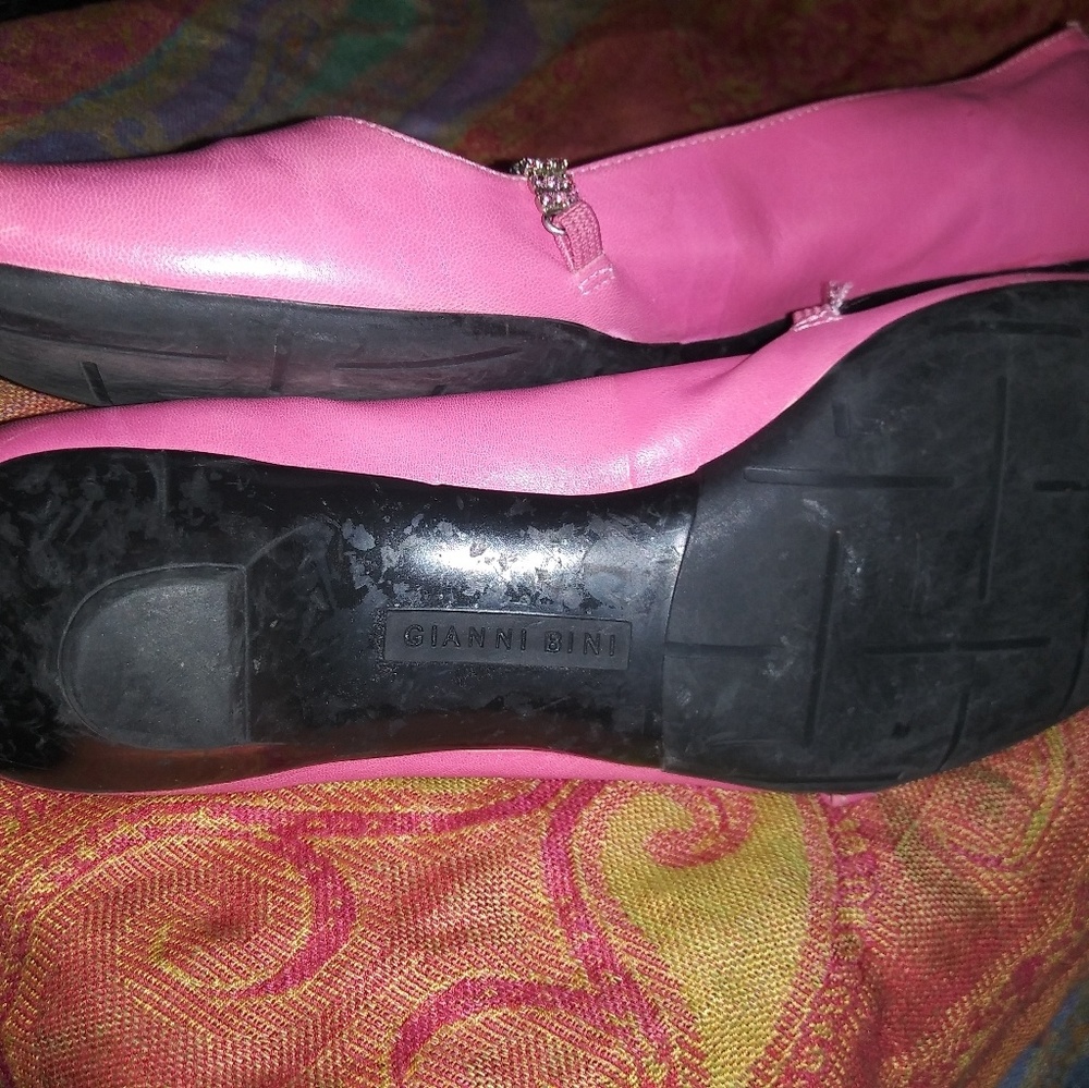 Gianni Biani pink kitten heel Size 10